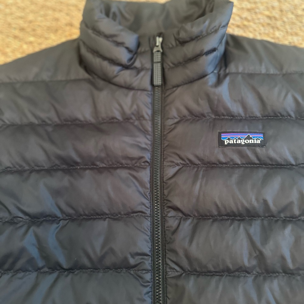 Patagonia Kids Down Jacket - Picture 3 of 12